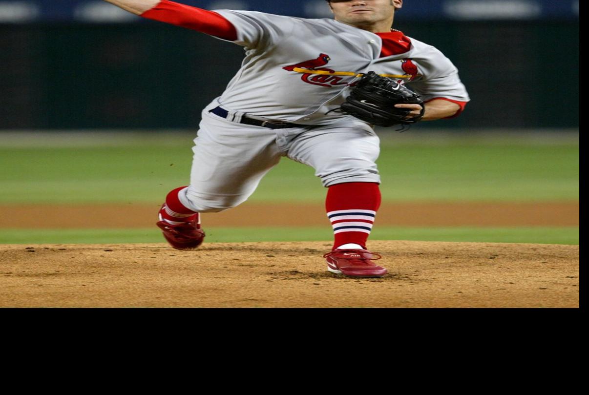 Cardinals World Series star Reyes fighting California wildfires