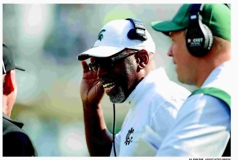 Big Ten players roll with punches while playing for interim coaches