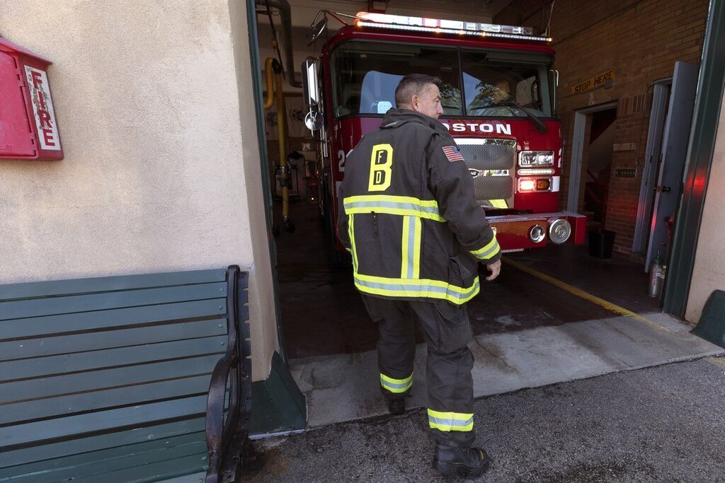How are St. Louis Firefighters are fighting toxins,PFAS.