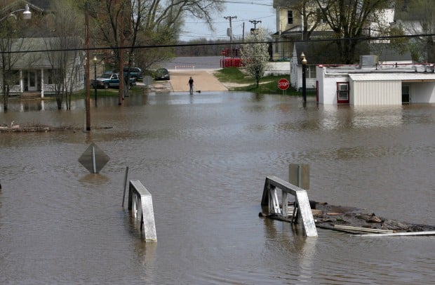 Mississippi River stays in check, for now