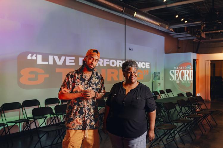 Mvstermind at the "Mastering the Secrets of the Game" class