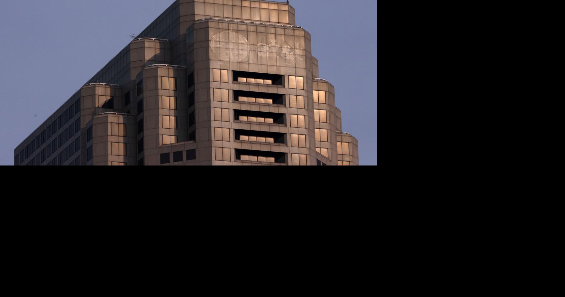 Deal to sell AT&T tower falls through, keeping another building empty ...