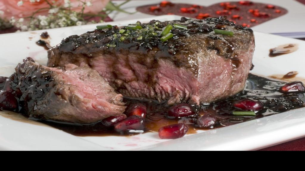 Filet Mignon With Pomegranate Wine Sauce Recipes Stltoday Com