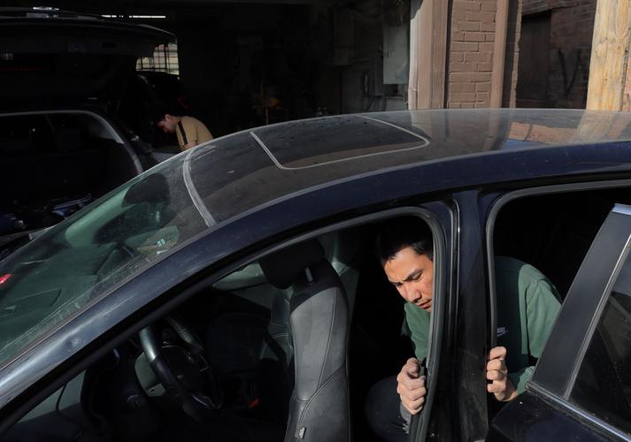 Afghans fleeing Taliban find home in �����Ӱ�ԭ��