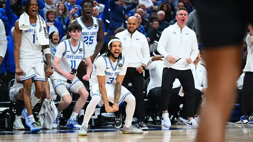 MBB PREVIEW: Billikens, Flyers Clash Saturday in A-10 Semifinals