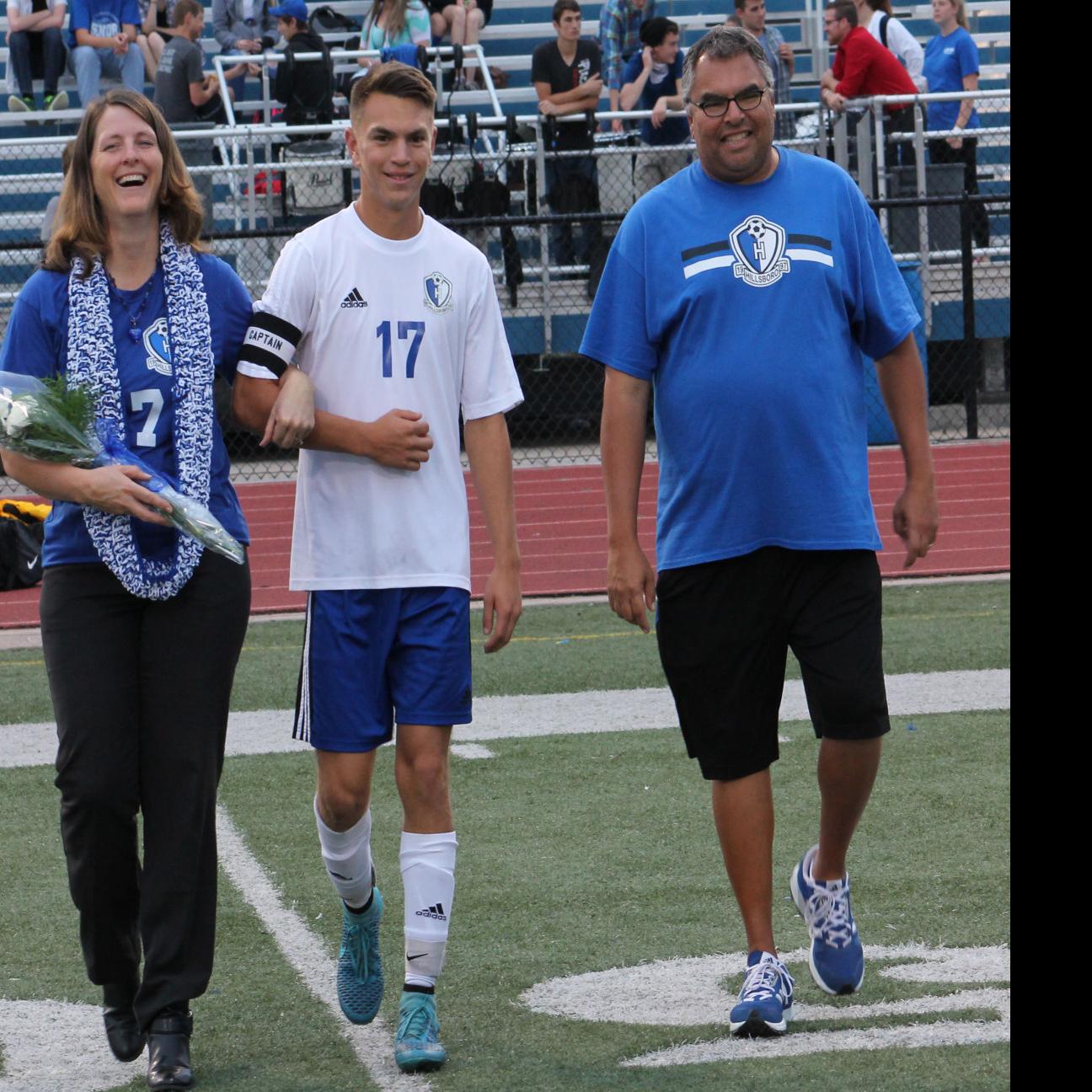 Hillsboro Battles On Despite Pain And Heavy Hearts Boys Soccer