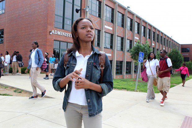 Eboni Boykin looks for a teacher after school