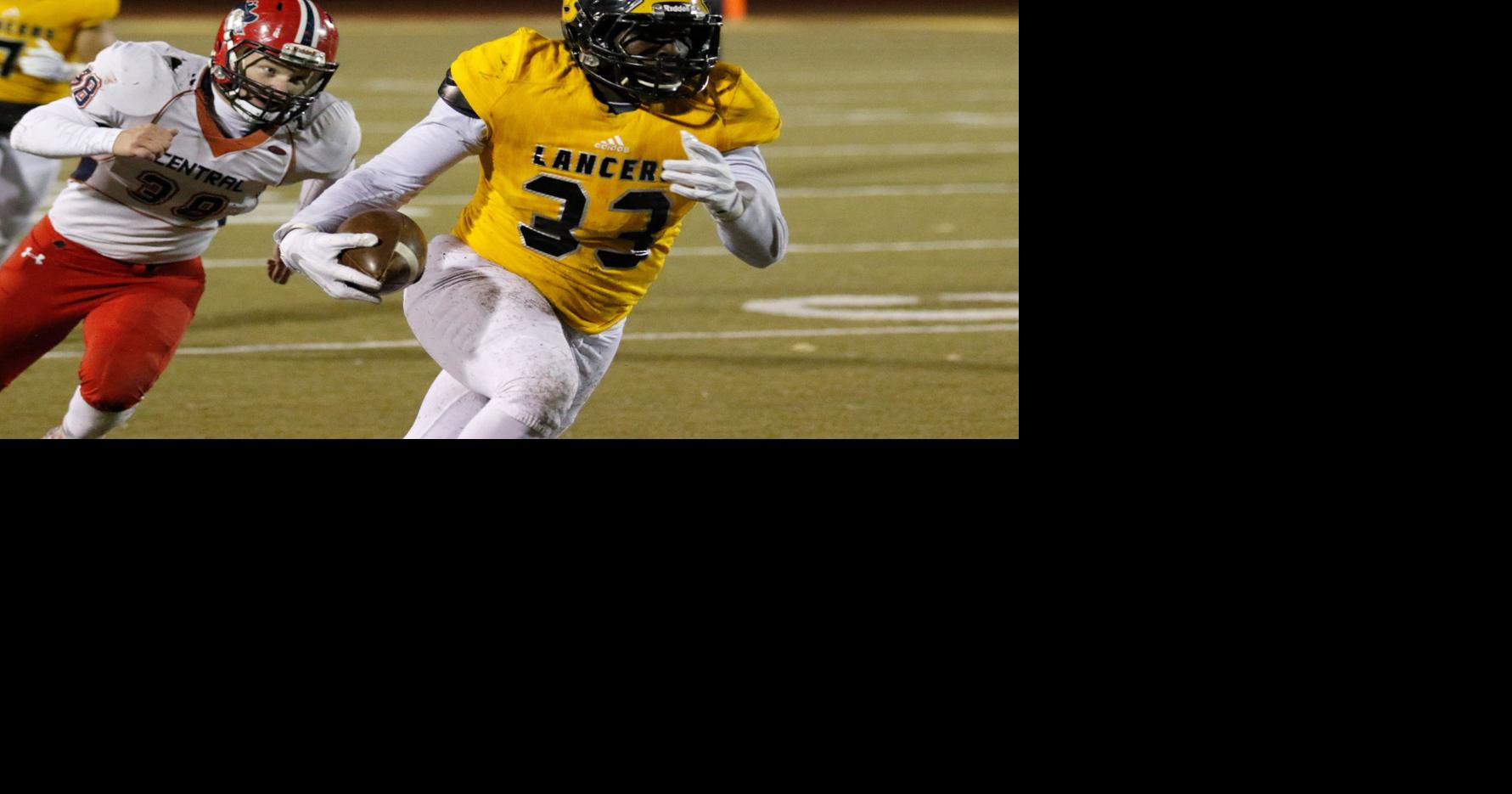 Lutheran South Lancers at Mount Vernon Mountaineers High School