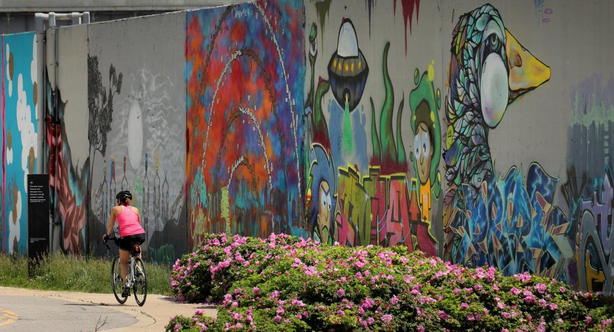 Miles of murals Take a tour of some big St. Louis art without leaving