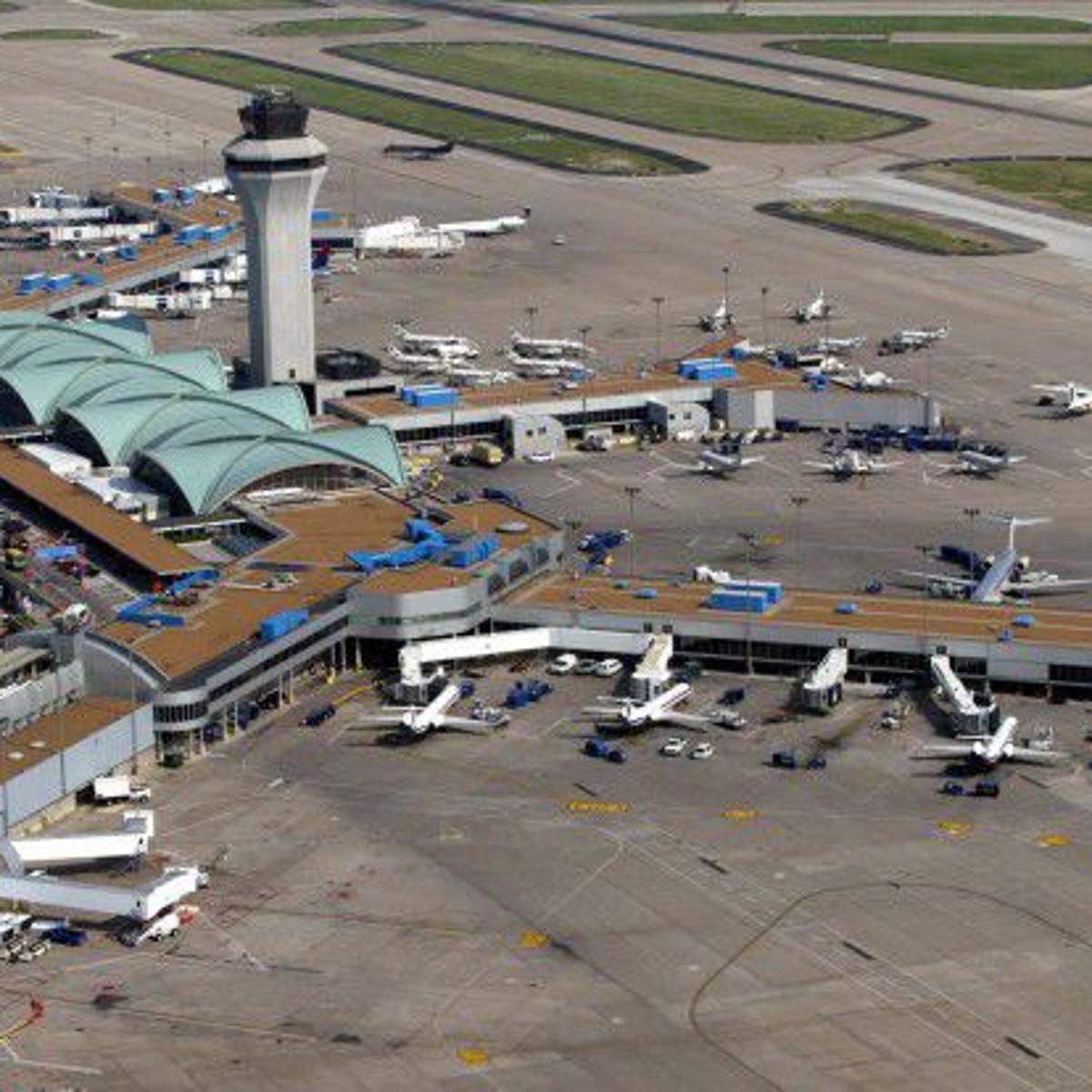 American Airlines Strikes Deal With Lambert St Louis Airport In Wake Of Bankruptcy Metro Stltoday Com