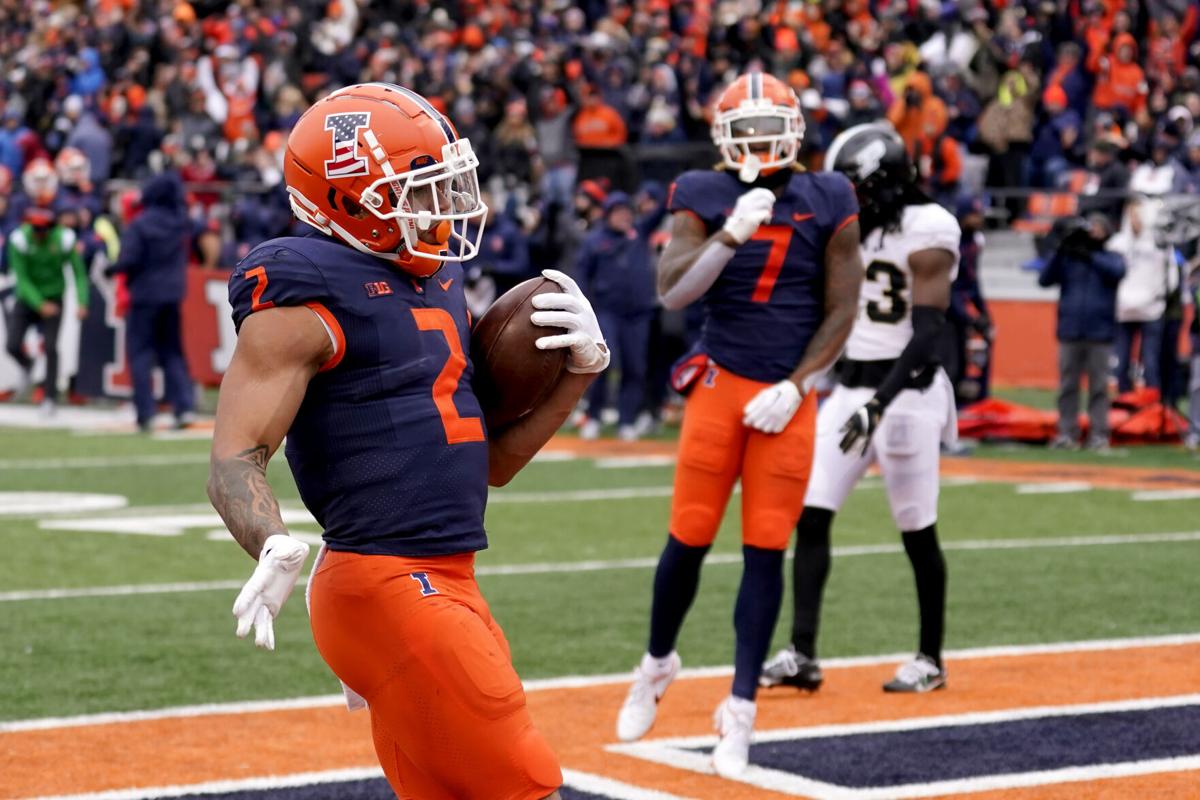 What we know about Illinois running back Chase Brown's injury vs. Purdue  football