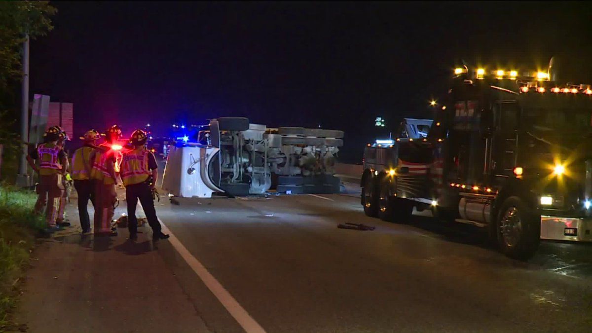 Driver thrown from dump truck, killed in crash on I-44