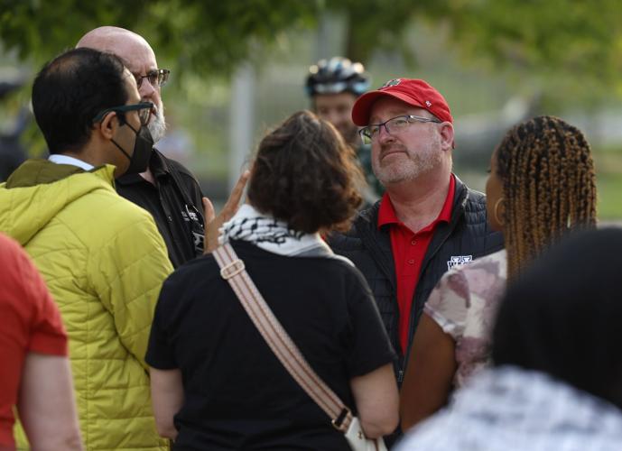 Washington University encampment goes up
