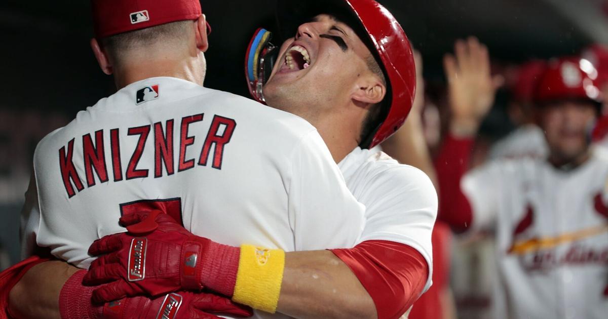 First Pitch After Rain Delay Cardinals Go For Sweep Best Record Vs first-pitch-after-rain-delay-cardinals-go-for-sweep-best-record-vs
