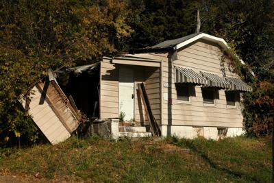 County official seeks land bank for delinquent property