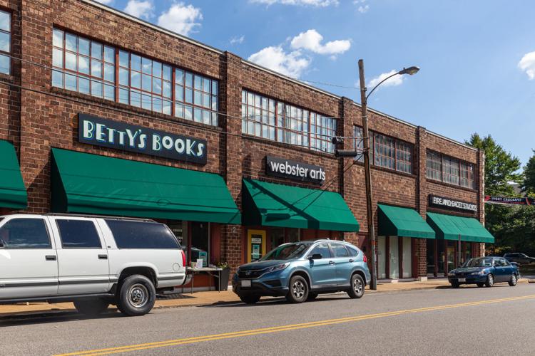 ster Groves area offers ample, diverse employment and business