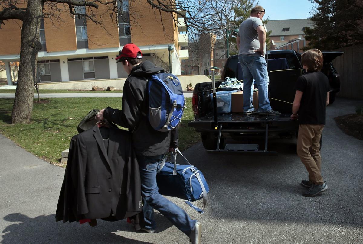 Washington University closes dorms, suspends in-person classes