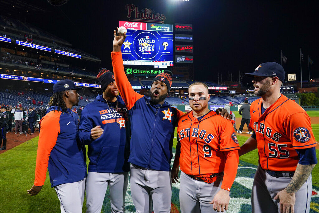 KHOU 11 News Houston on X: The Astros just made World Series history!! ⚾🔥 Cristian  Javier and the Astros bullpen just NO-HIT the Phillies in Game 4 of the World  Series! Astros