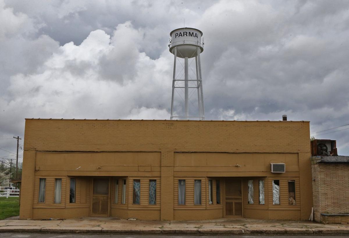 An abandoned building on Parma's main street