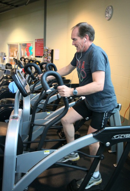 N   ew track hall of famer yearns to keep running | Illinois