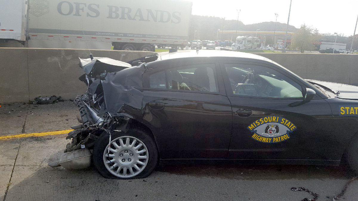 Trooper injured when driver slams into back of Missouri Highway Patrol