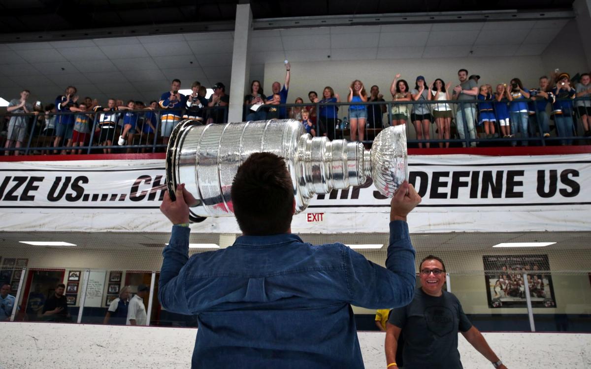 South County's hockey hero Pat Maroon does it again, winning Stanley Cup  with Tampa Bay Lightning – St. Louis Call Newspapers