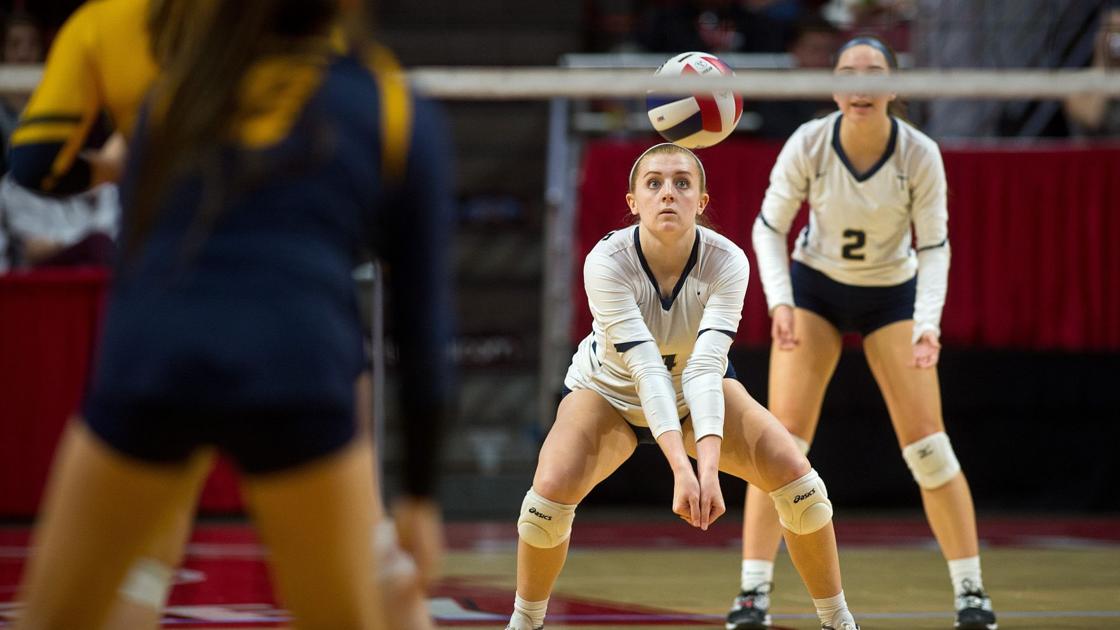 Girls volleyball preseason notebook: Althoff takes aim on fourth consecutive state appearance despite move to Class 4A