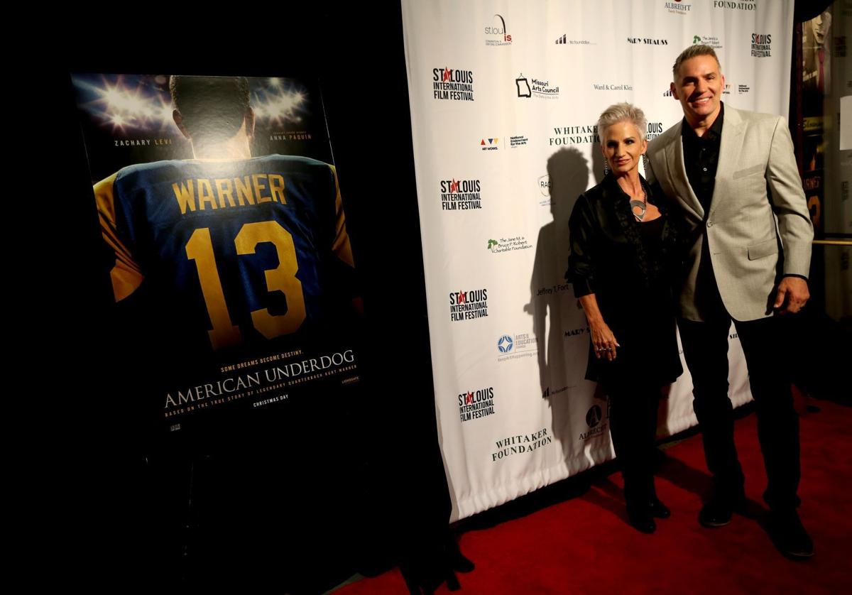 St. Louis Rams Legend Kurt Warner and Wife Brenda Talk Life, Marriage and  New Movie, 'American Underdog'