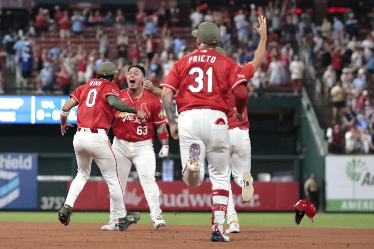 Cardinals host Royals