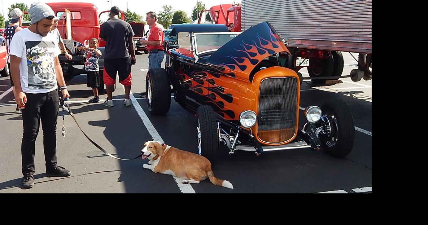 1932 Ford Hiboy takes trophy at Edwardsville D.A.R.E. Car Show