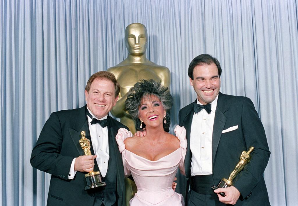 Streakers Stars And Stunning Outfits The Academy Awards Through The Years Movies Stltoday Com