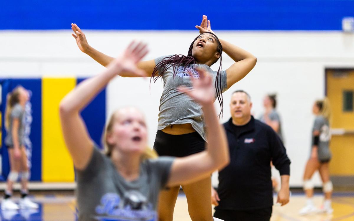 East St Louis Holcombe Doesn T Fly Under Radar On Rockwood