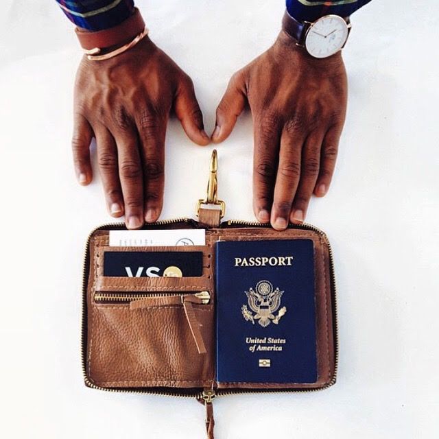 Made in St. Louis Designer makes leather accessories Fashion