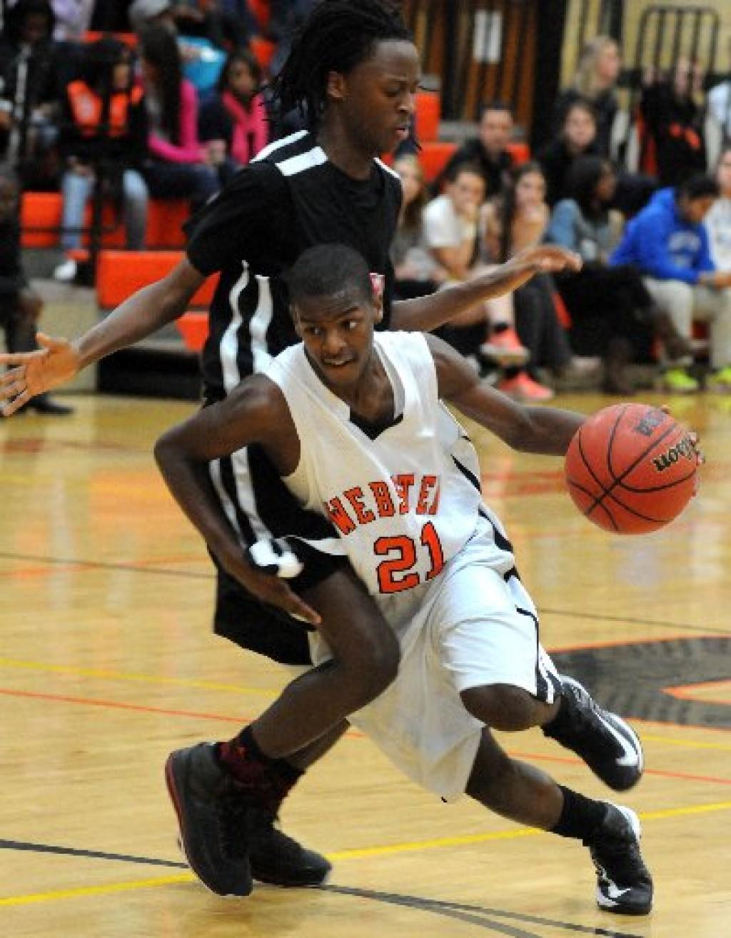 Youth Serves Webster Groves Marquette Also A Winner At Webster