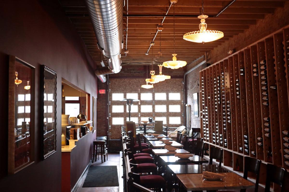 Scarlett's Wine Bar is a new name for a familiar formula Restaurant