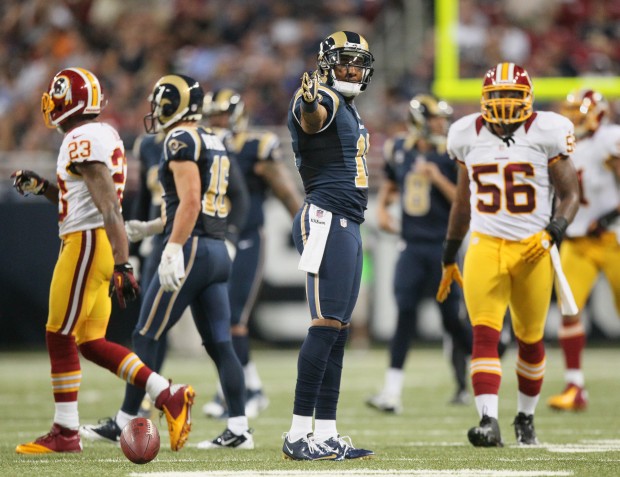 St. Louis Rams Danny Amendola (16) catches the football in front