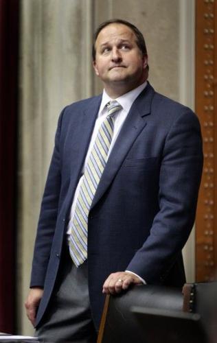 Majority leader Diehl attends final day of 2013 legislative session