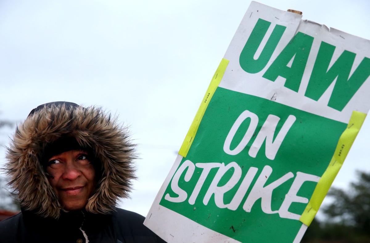 GM workers resolute as UAW strike nears a month