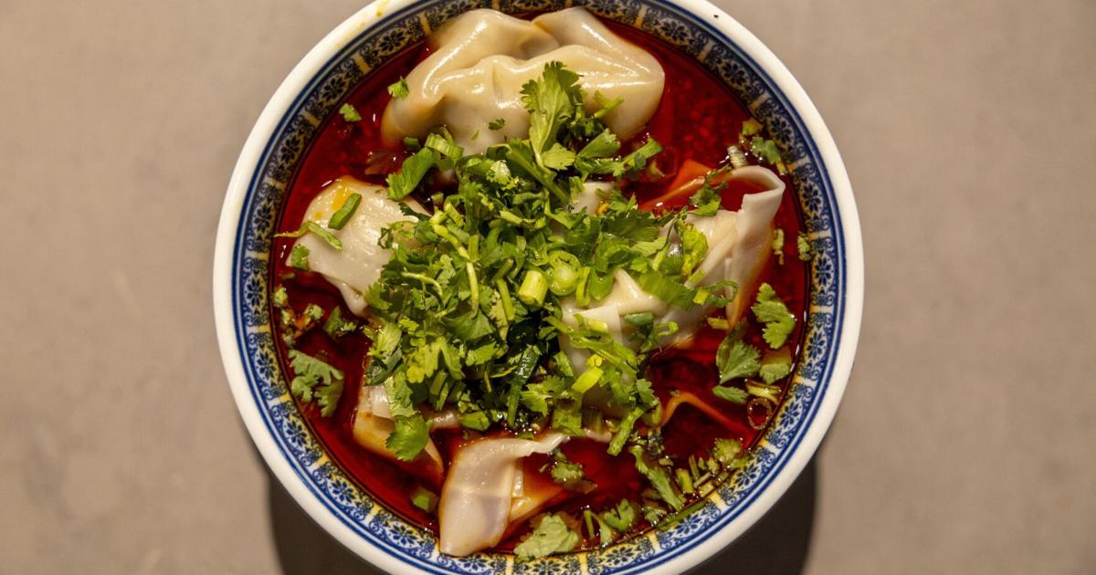 Dumpling Plus adds soup dumplings to the Loop's Chinese restaurant boom