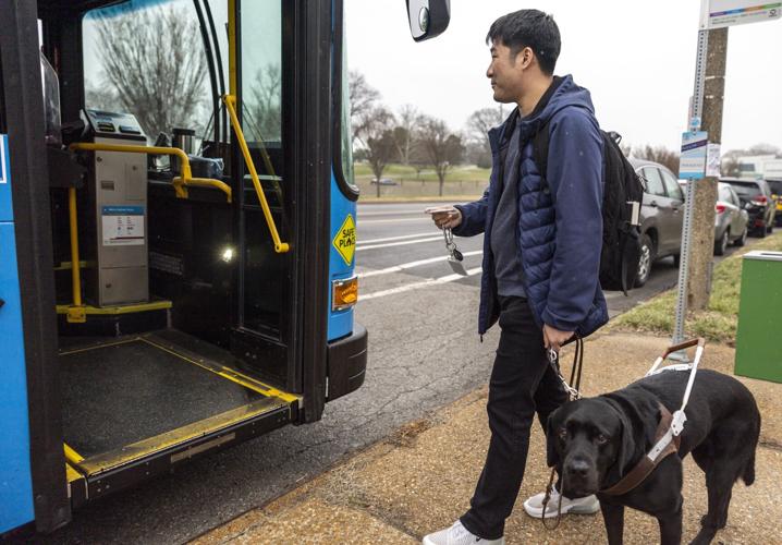 Disability advocates give Metro an #39 F #39 in St Louis