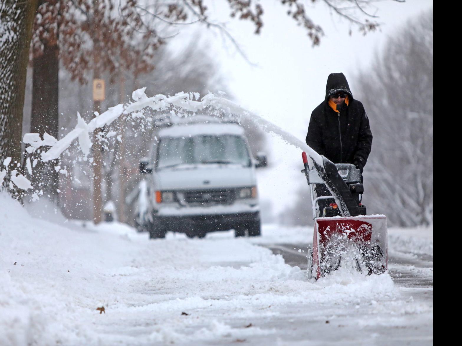 Schools Close For Second Day In St Louis Region As Storm Moves On