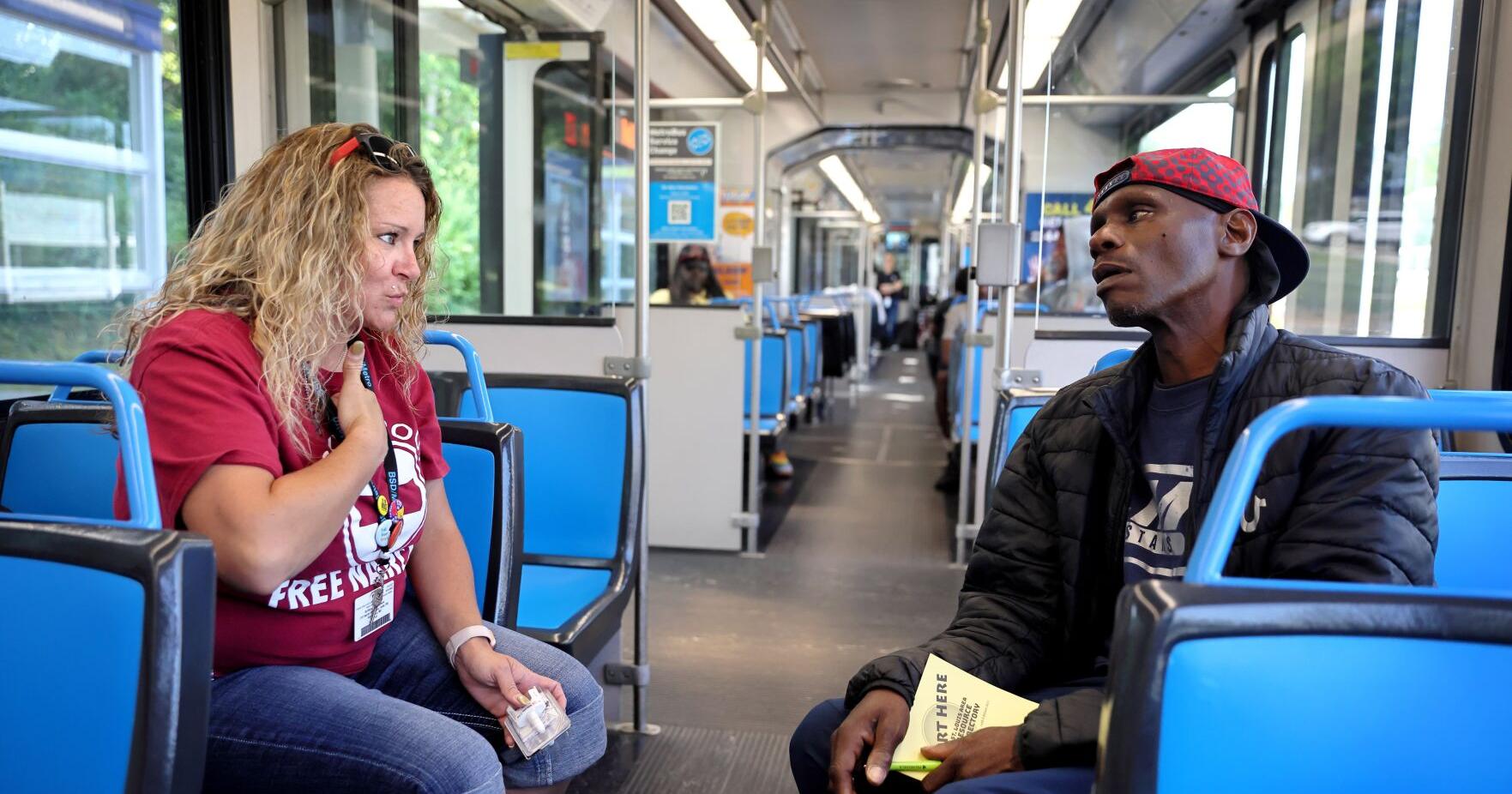 MetroLink tries connecting homeless people with help - Vimarsana News