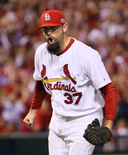 NLDS: Beltran helps Cardinals roll in Game 1