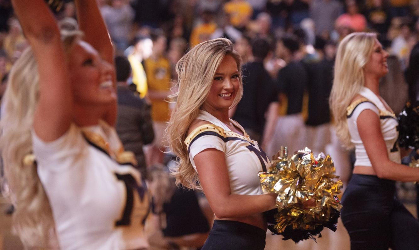 Mizzou Golden Girls and cheerleaders
