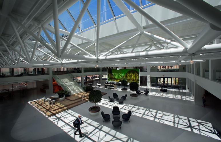 100 North Broadway opens meeting space for public use