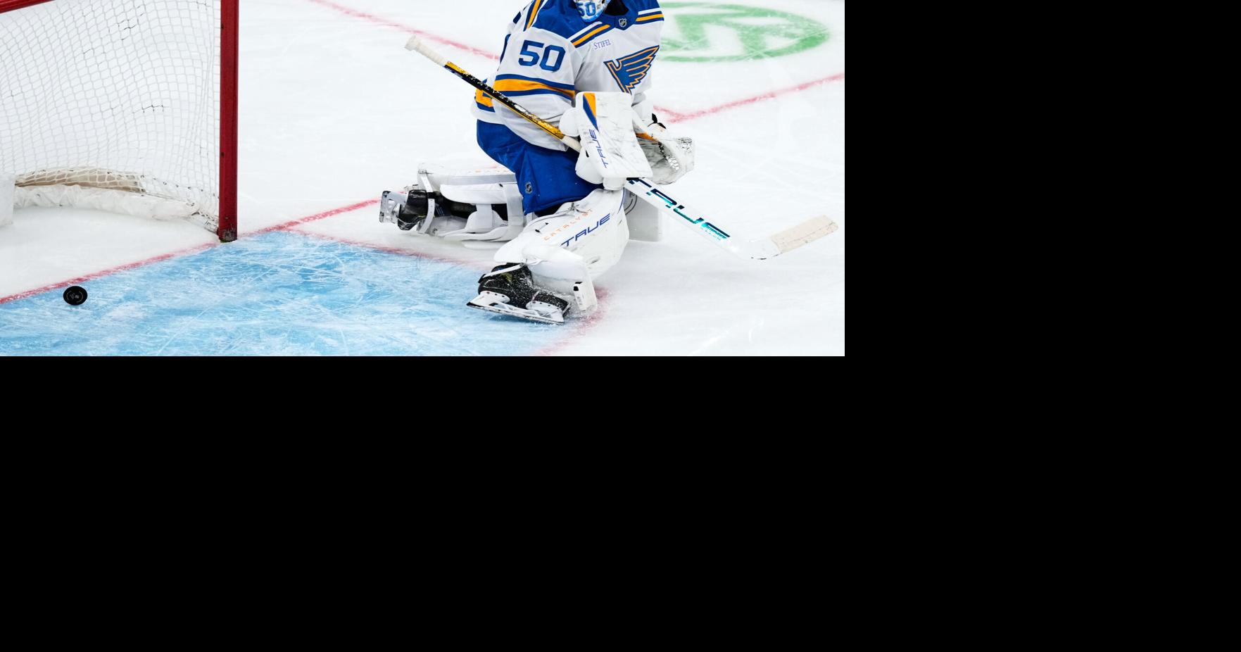 Steven Stamkos scores four goals as Predators stomp Blues, 7-2