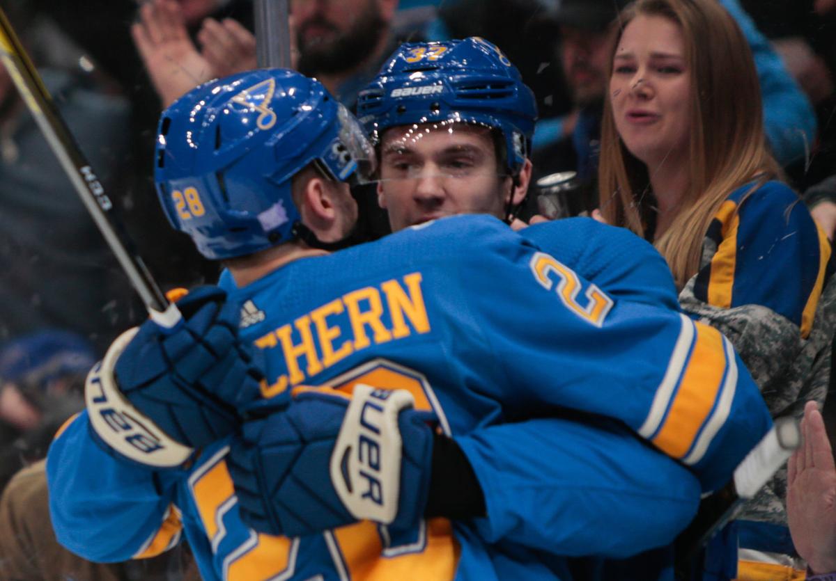 Blues take on Predators at the Enterprise Center