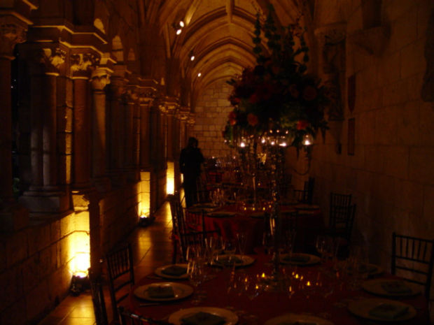 Complete Uplighting