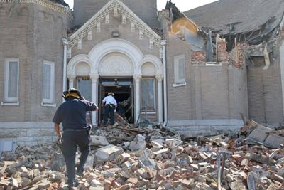 Possible tornado rips through Fountain Park area of Ӱԭ