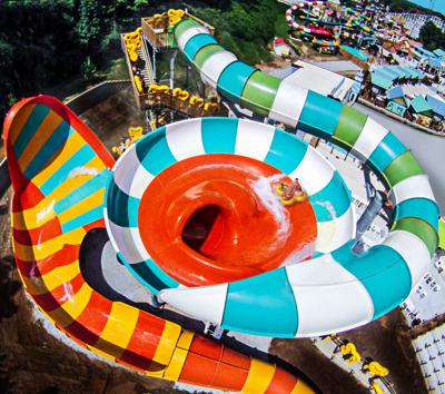 water slide injury at